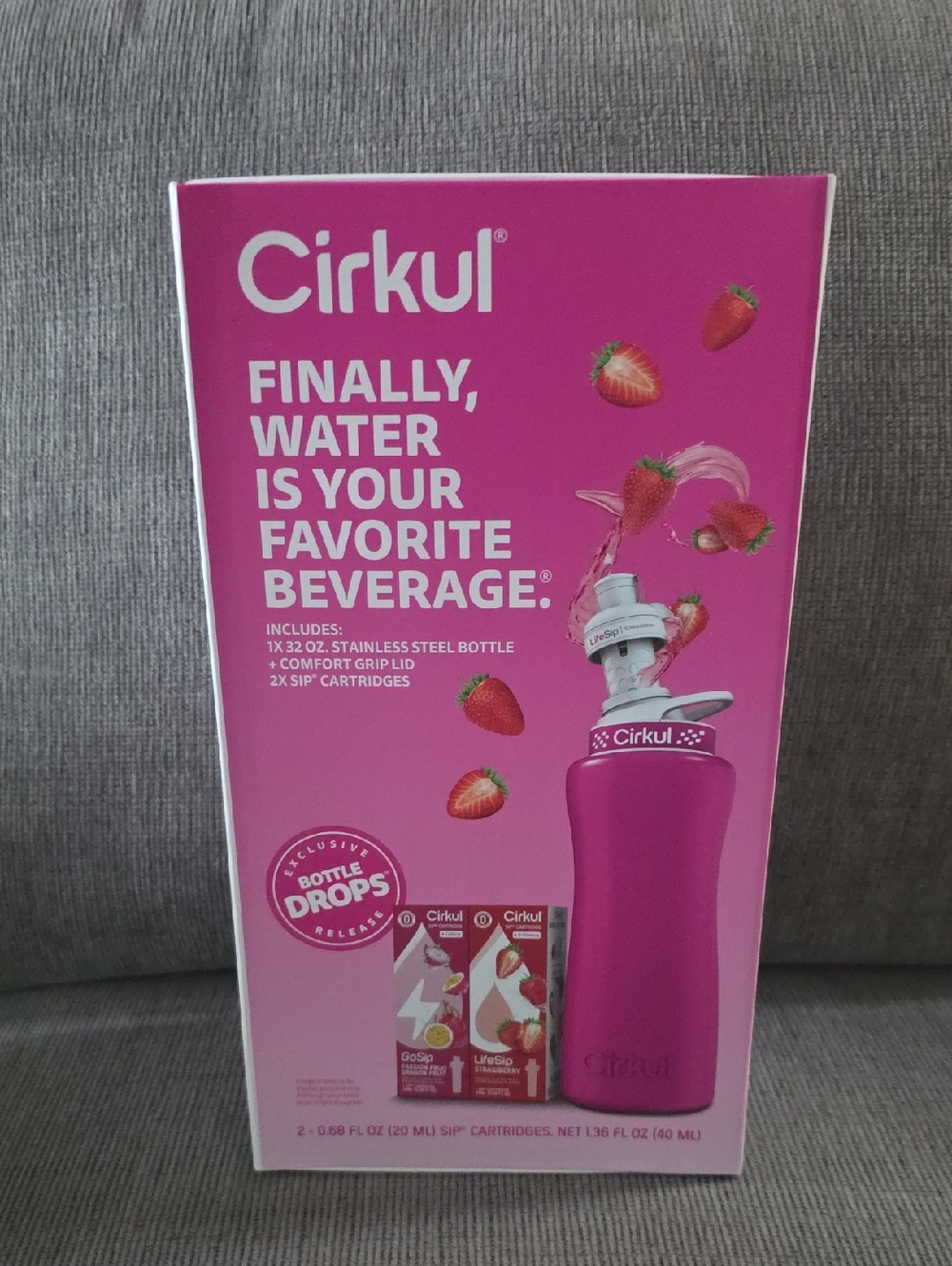 Cirkul 32oz.‎ Pink Stainless Steel Water Bottle, New In Box.